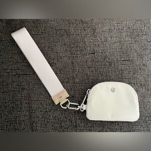 Lululemon Dual Pouch Wrislet